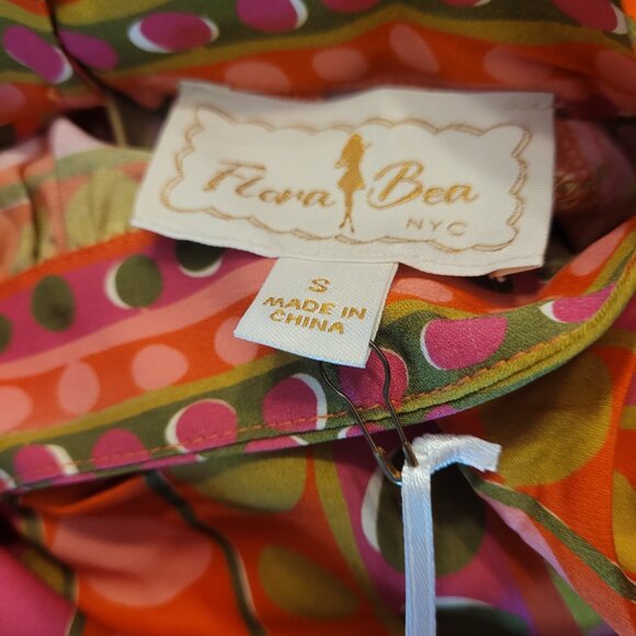 NEW FLORA BEA NYC Women's Ella Silk Top in Loony Moon Pattern Size S - Picture 3 of 5